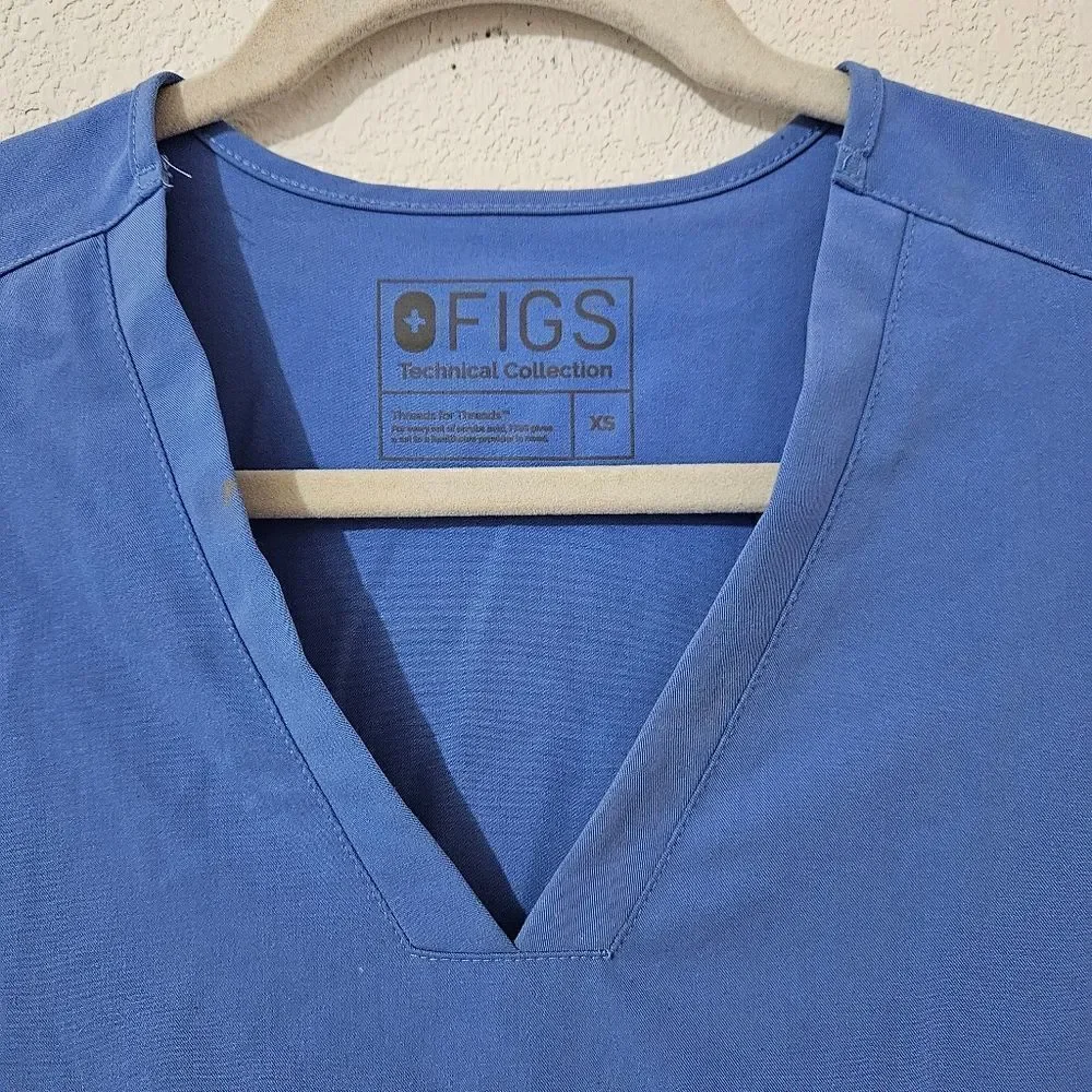 Figs Casma 3 pockets scrub top size xsmall